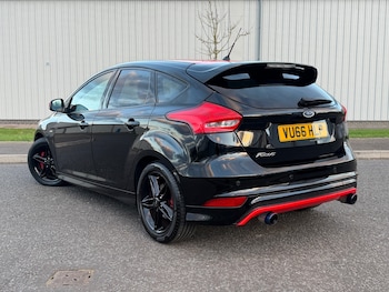 Used Ford Focus 2016 for sale - 77055854: Photo