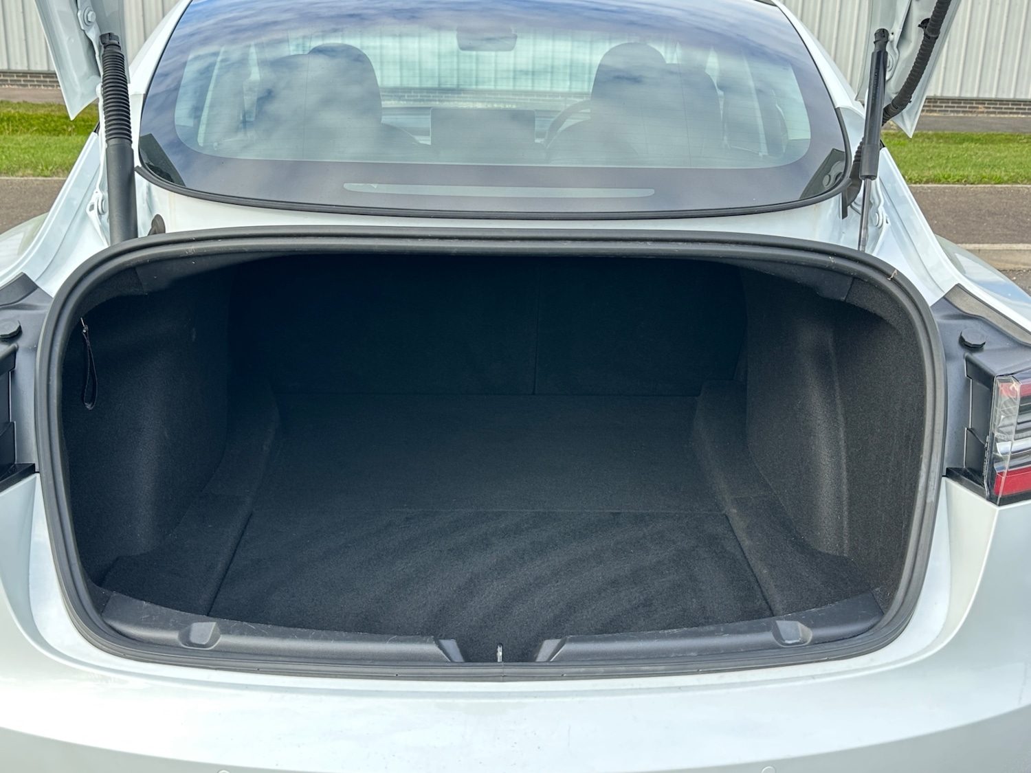 Used Tesla Model 3 2021 for sale - 76618839: Photo 16