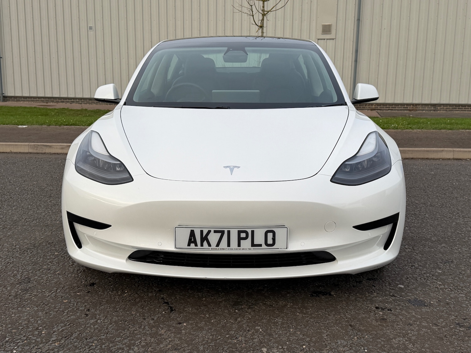 Used Tesla Model 3 2021 for sale - 76618839: Photo 2