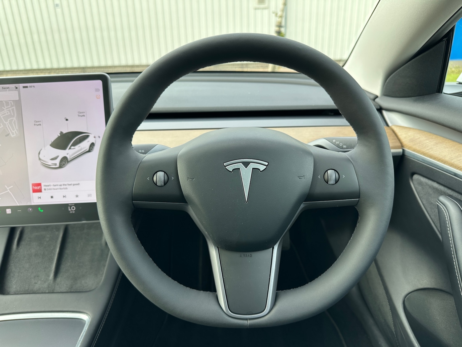Used Tesla Model 3 2021 for sale - 76618839: Photo 24