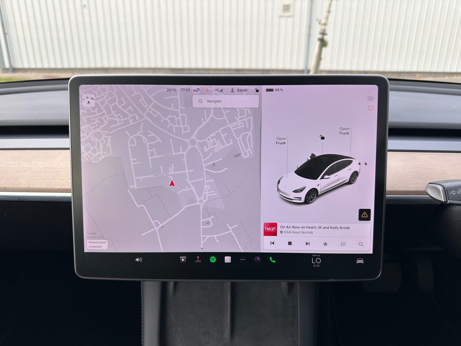 Used Tesla Model 3 2021 for sale - 76618839: Photo 27