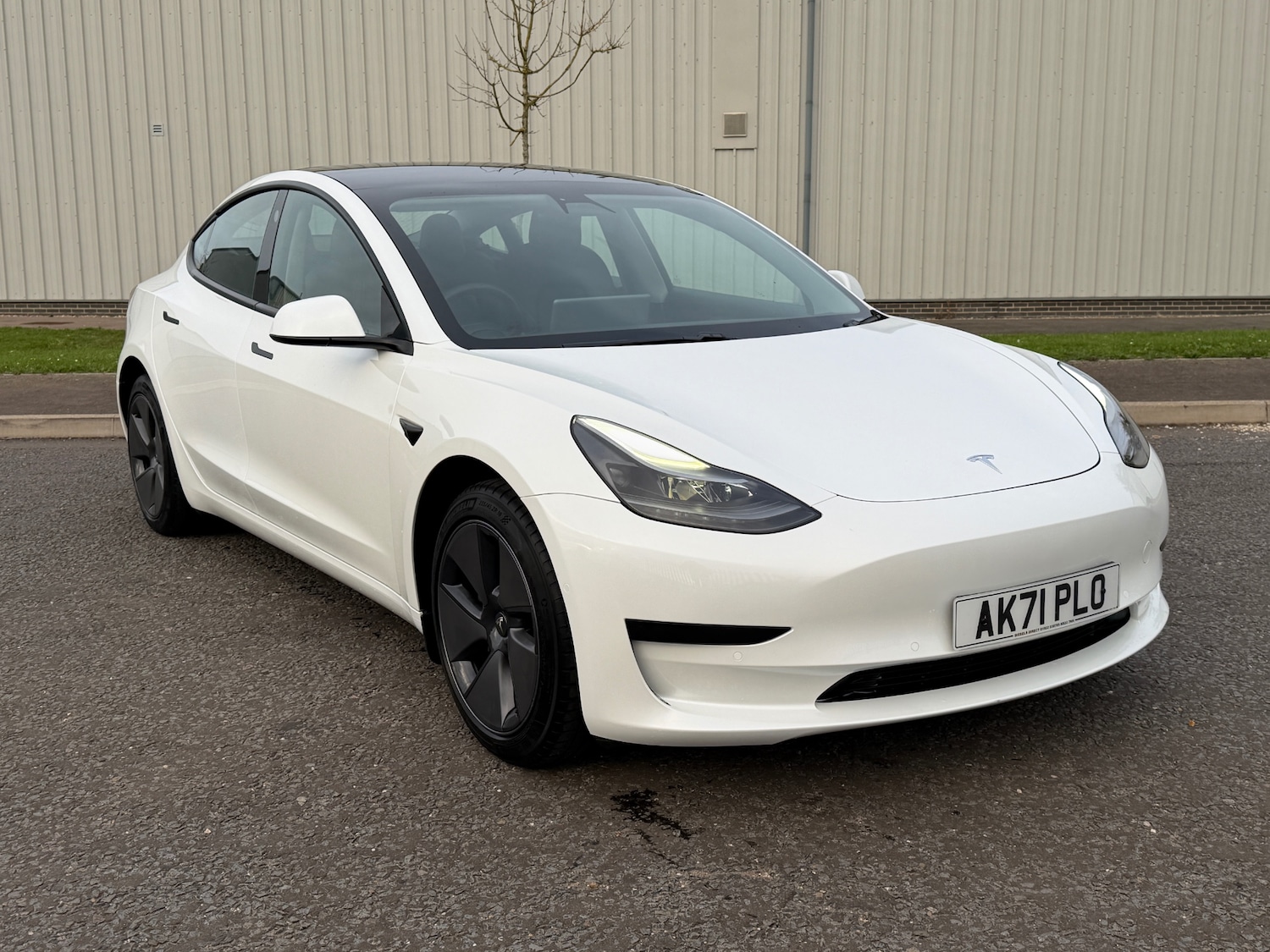 Used Tesla Model 3 2021 for sale - 76618839: Photo 3