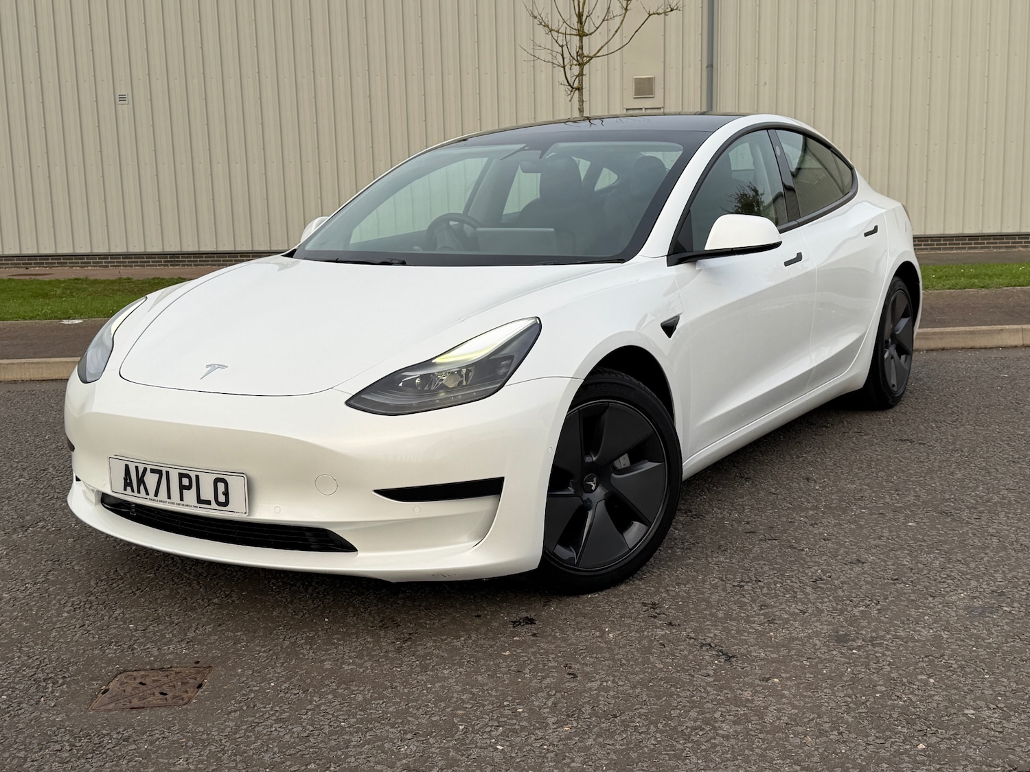 Used Tesla Model 3 2021 for sale - 76618839: Photo 4