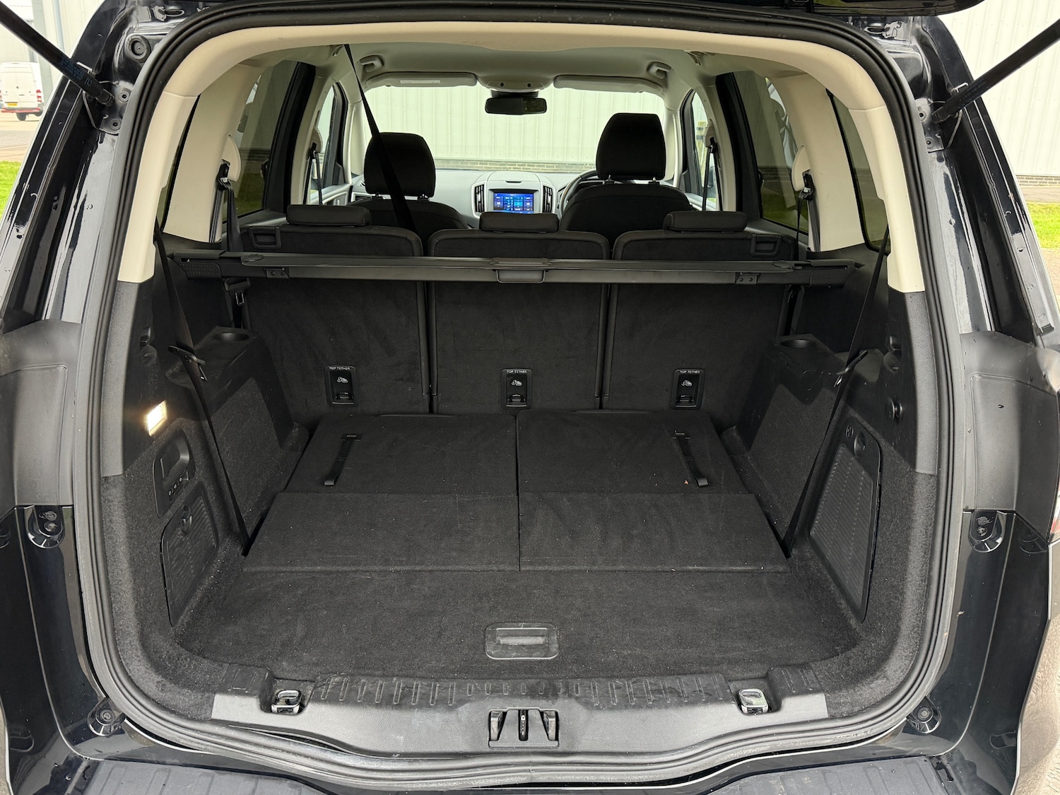 Used Ford Galaxy 2020 for sale - 77423835: Photo 12