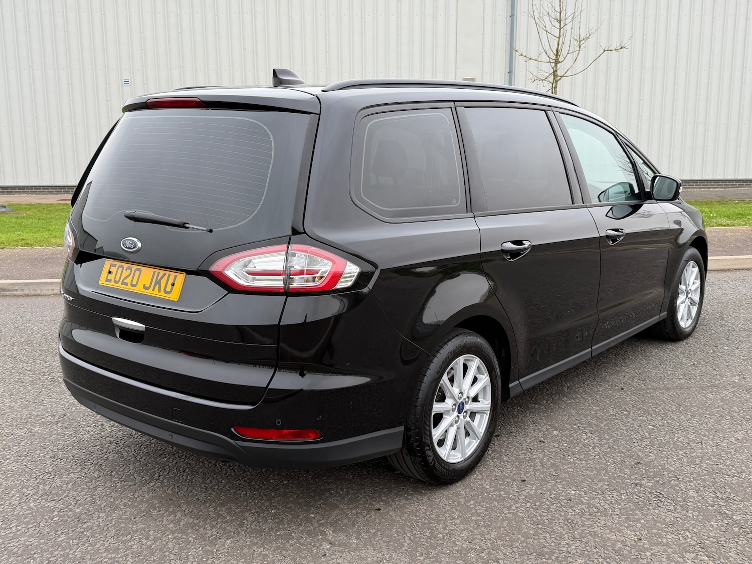 Used Ford Galaxy 2020 for sale - 77423835: Photo 17