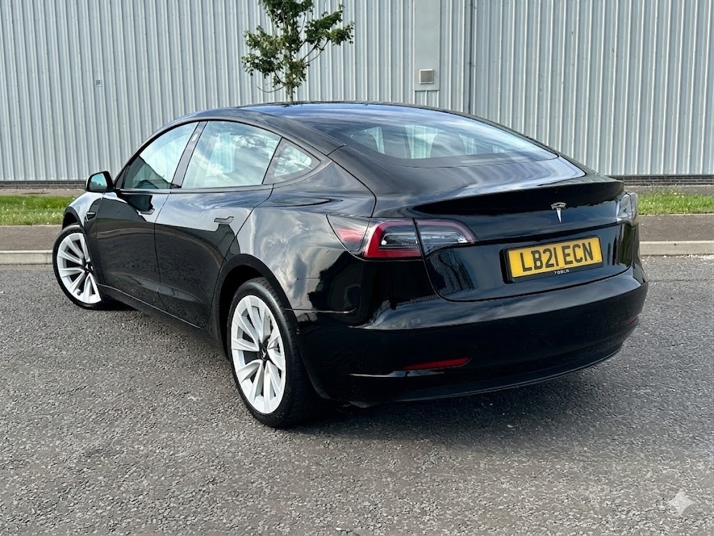 Used Tesla Model 3 2021 for sale - 77932897: Photo 3