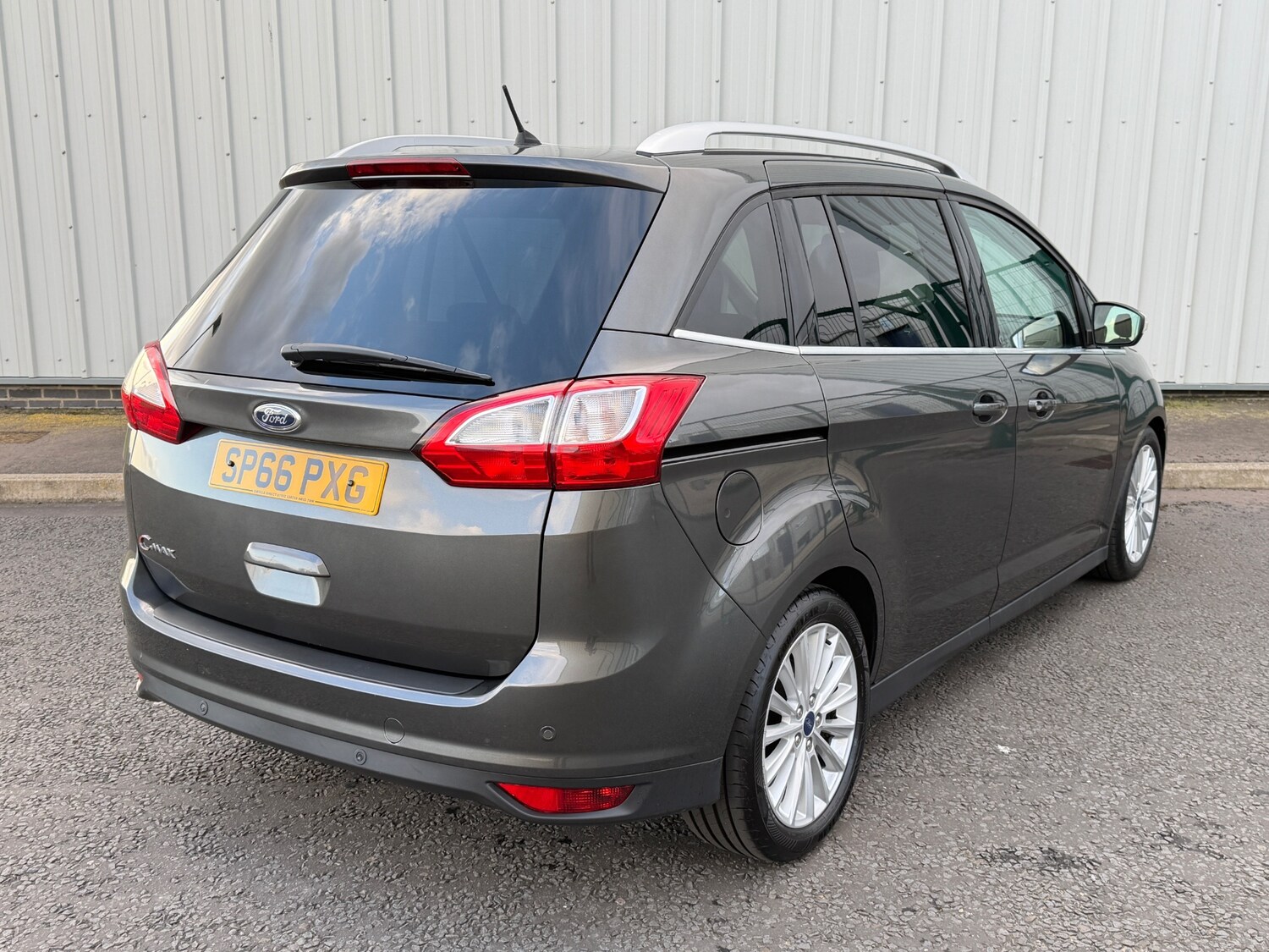 Used Ford Grand C-Max 2016 for sale - 78060683: Photo 31