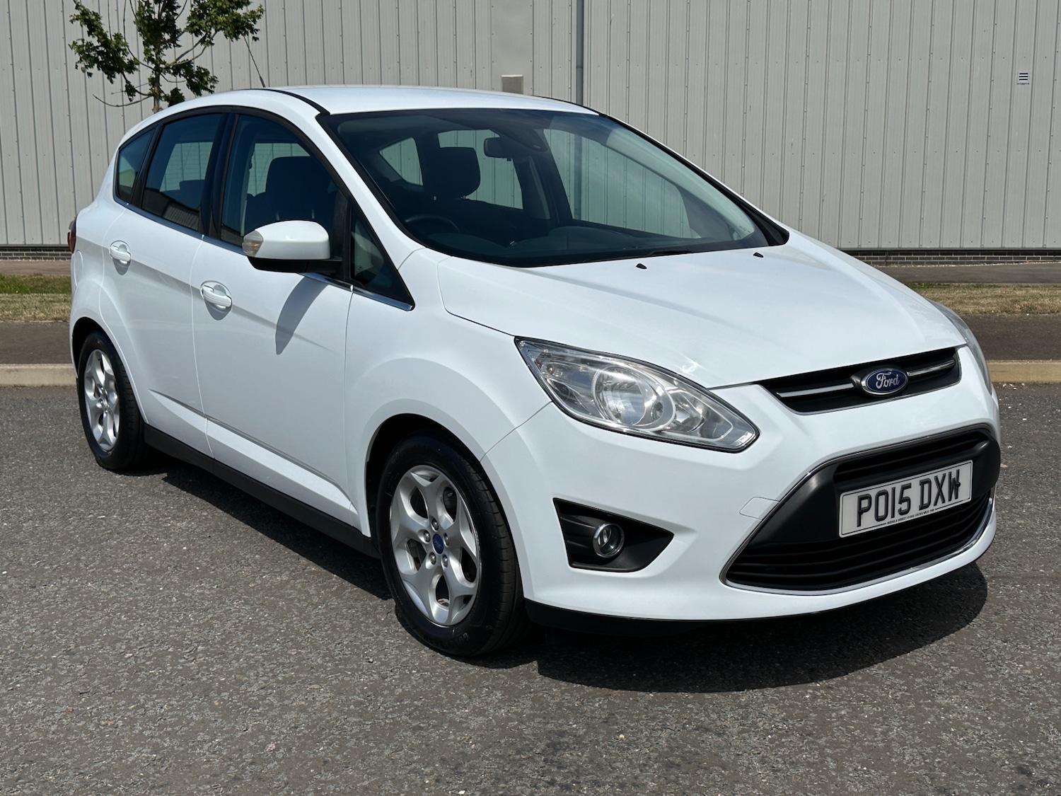 Used Ford C-Max 2015 for sale - 76293320: Photo 2