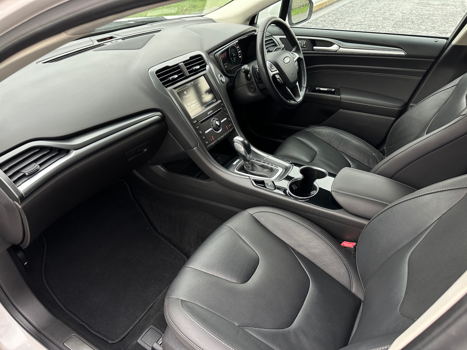 Used Ford Mondeo 2016 for sale - 76557564: Photo 10