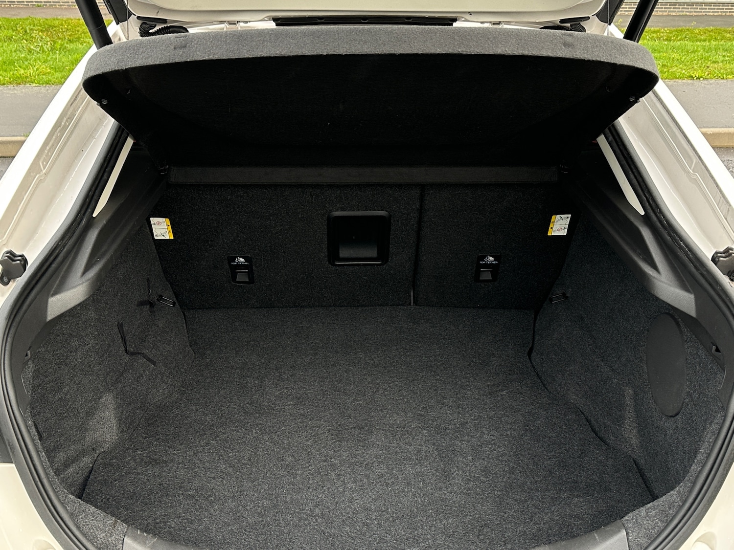 Used Ford Mondeo 2016 for sale - 76557564: Photo 12