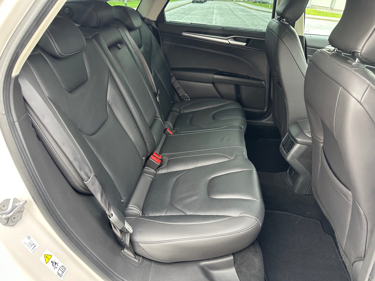 Used Ford Mondeo 2016 for sale - 76557564: Photo 13