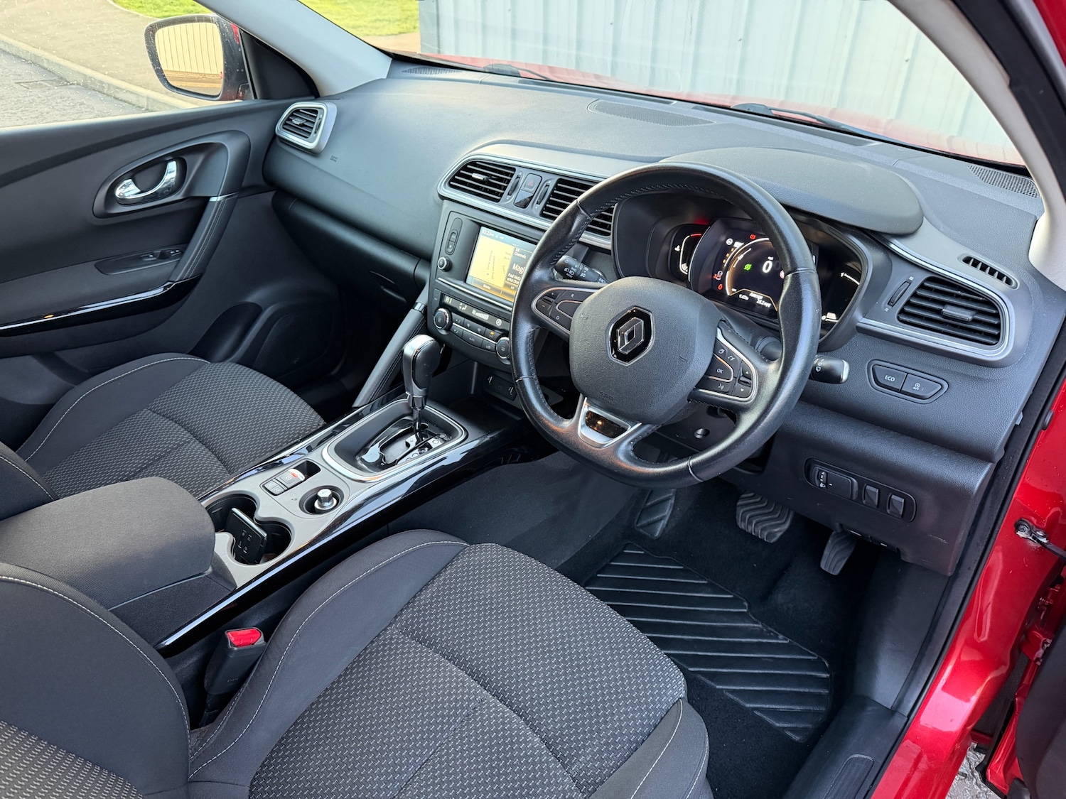 Used Renault Kadjar 2018 for sale - 76935254: Photo 8