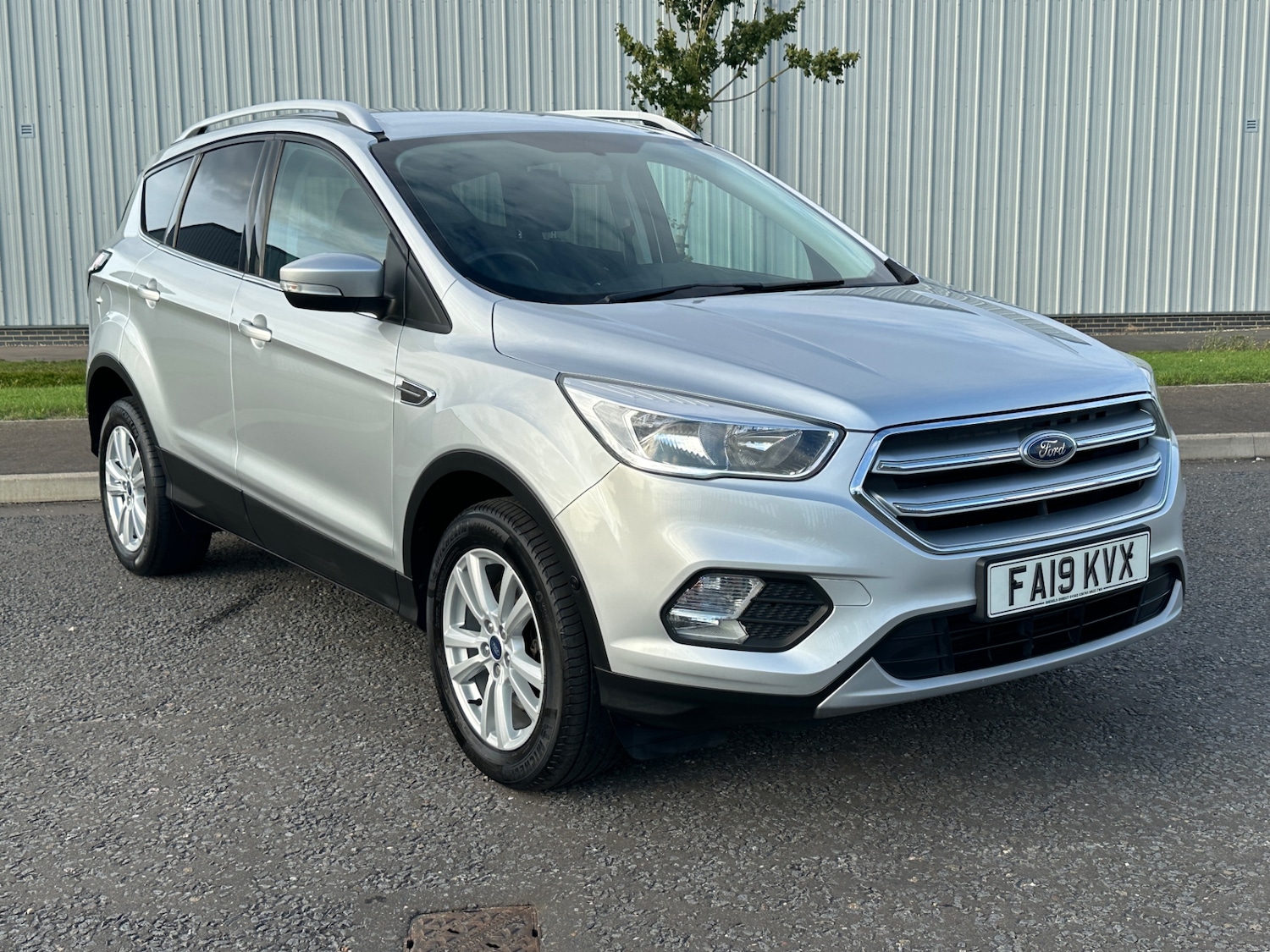 Used Ford Kuga 2019 for sale - 76000423: Photo 2