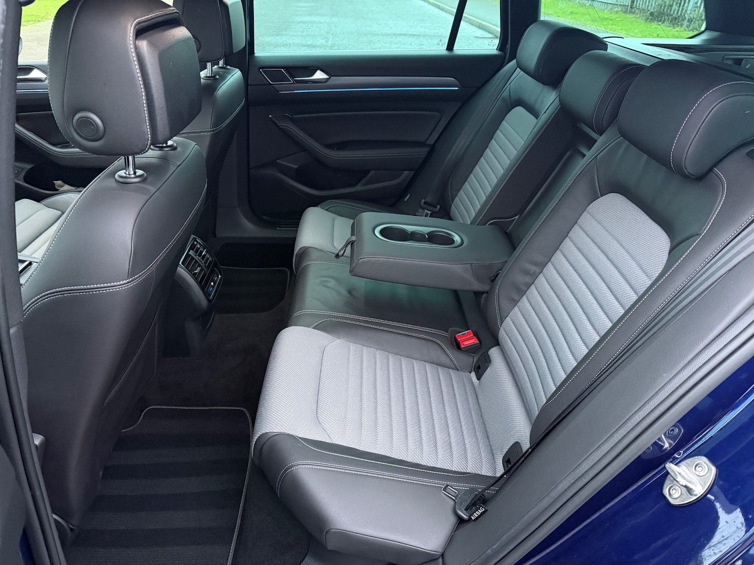 Used Volkswagen Passat 2019 for sale - 76726131: Photo 12