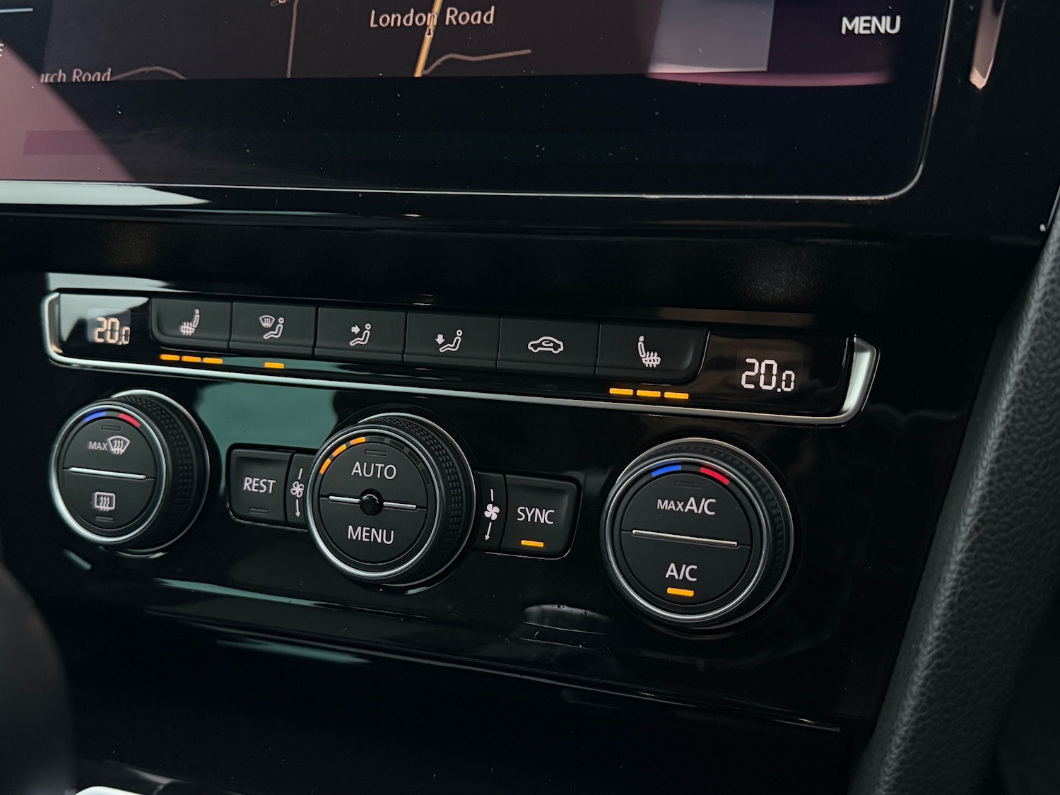 Used Volkswagen Passat 2019 for sale - 76726131: Photo 18