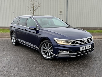 2019 (19) - 2.0 TDI R-Line 5dr [Panoramic Roof]