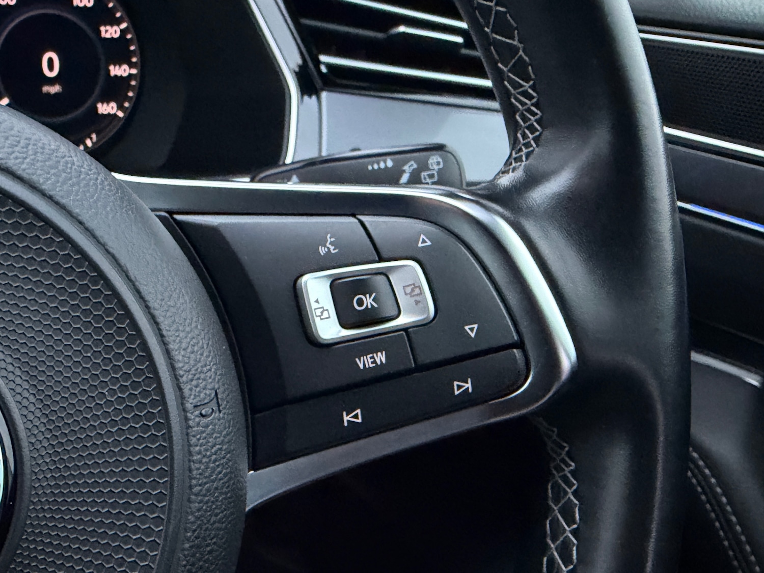 Used Volkswagen Passat 2019 for sale - 76726131: Photo 23