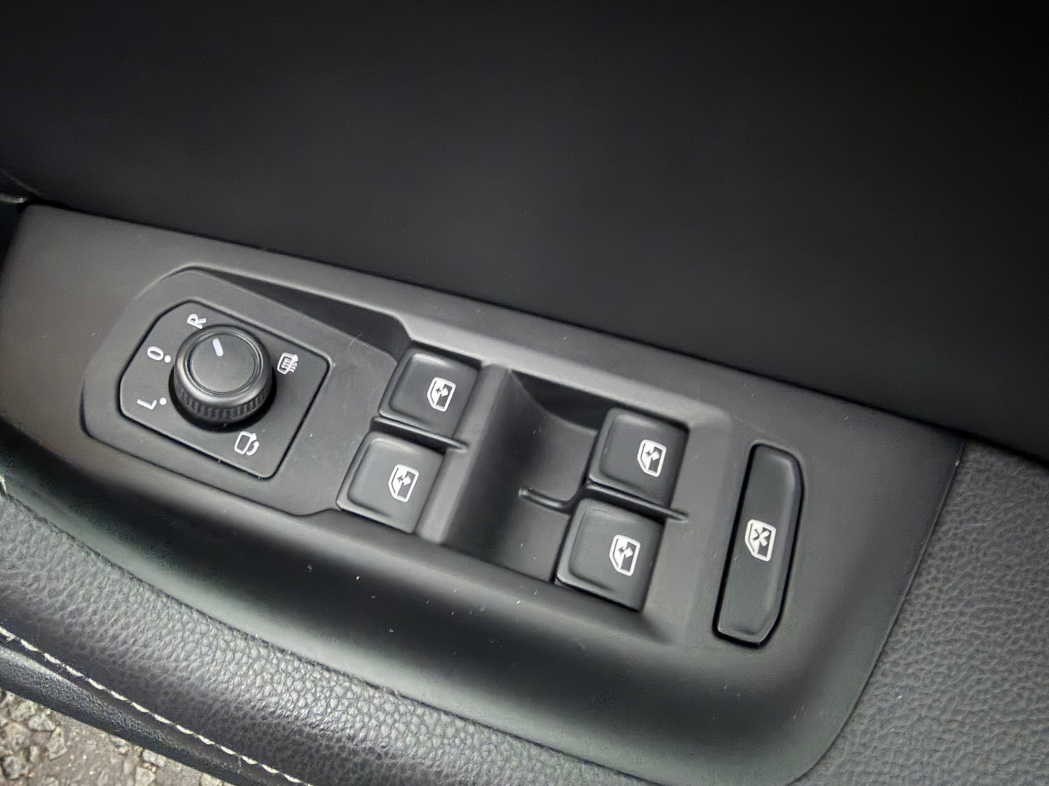 Used Volkswagen Passat 2019 for sale - 76726131: Photo 28