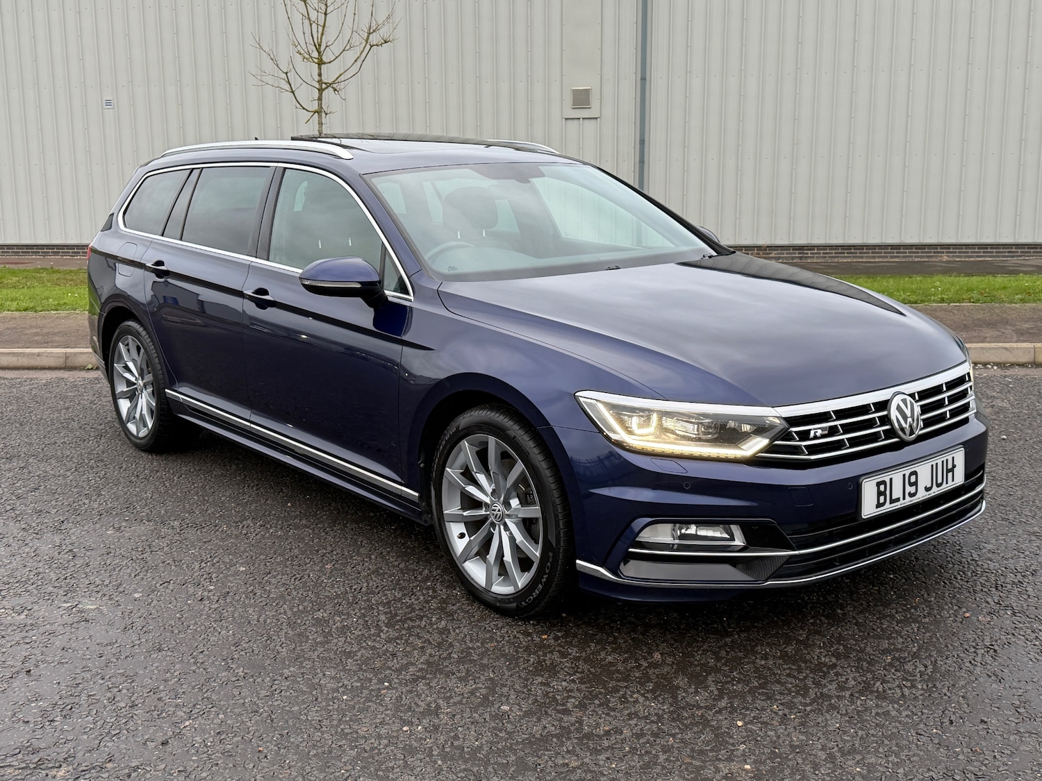 Used Volkswagen Passat 2019 for sale - 76726131: Photo 32