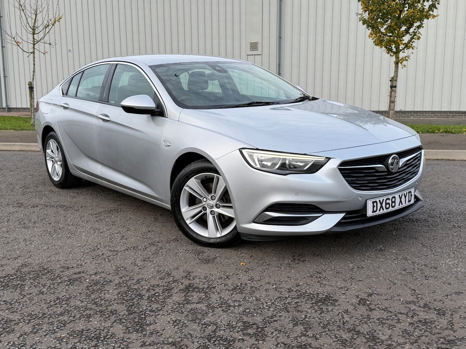 Used Vauxhall Insignia 2018 for sale - 76656424: Photo 1