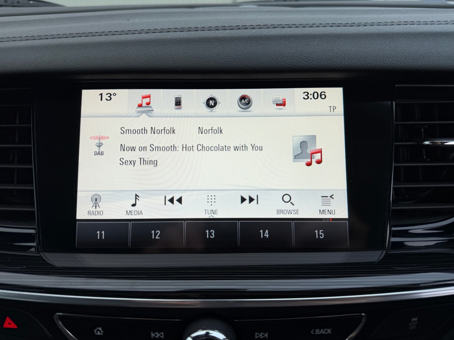 Used Vauxhall Insignia 2018 for sale - 76656424: Photo 18