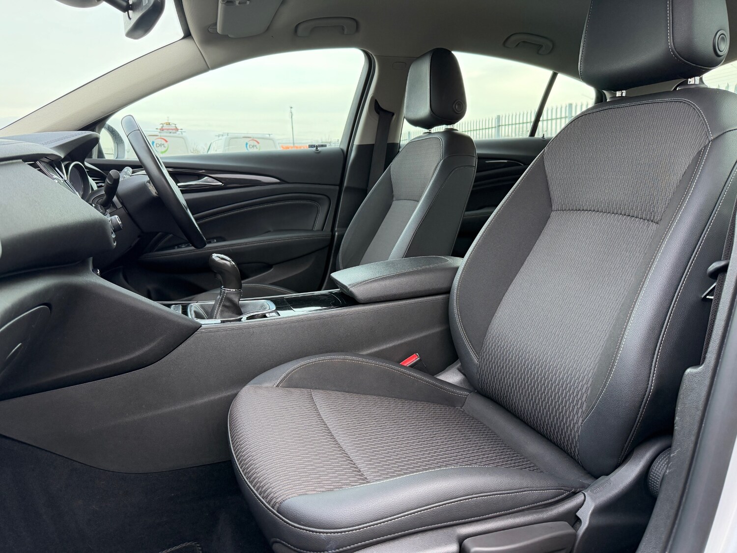 Used Vauxhall Insignia 2018 for sale - 76656424: Photo 9