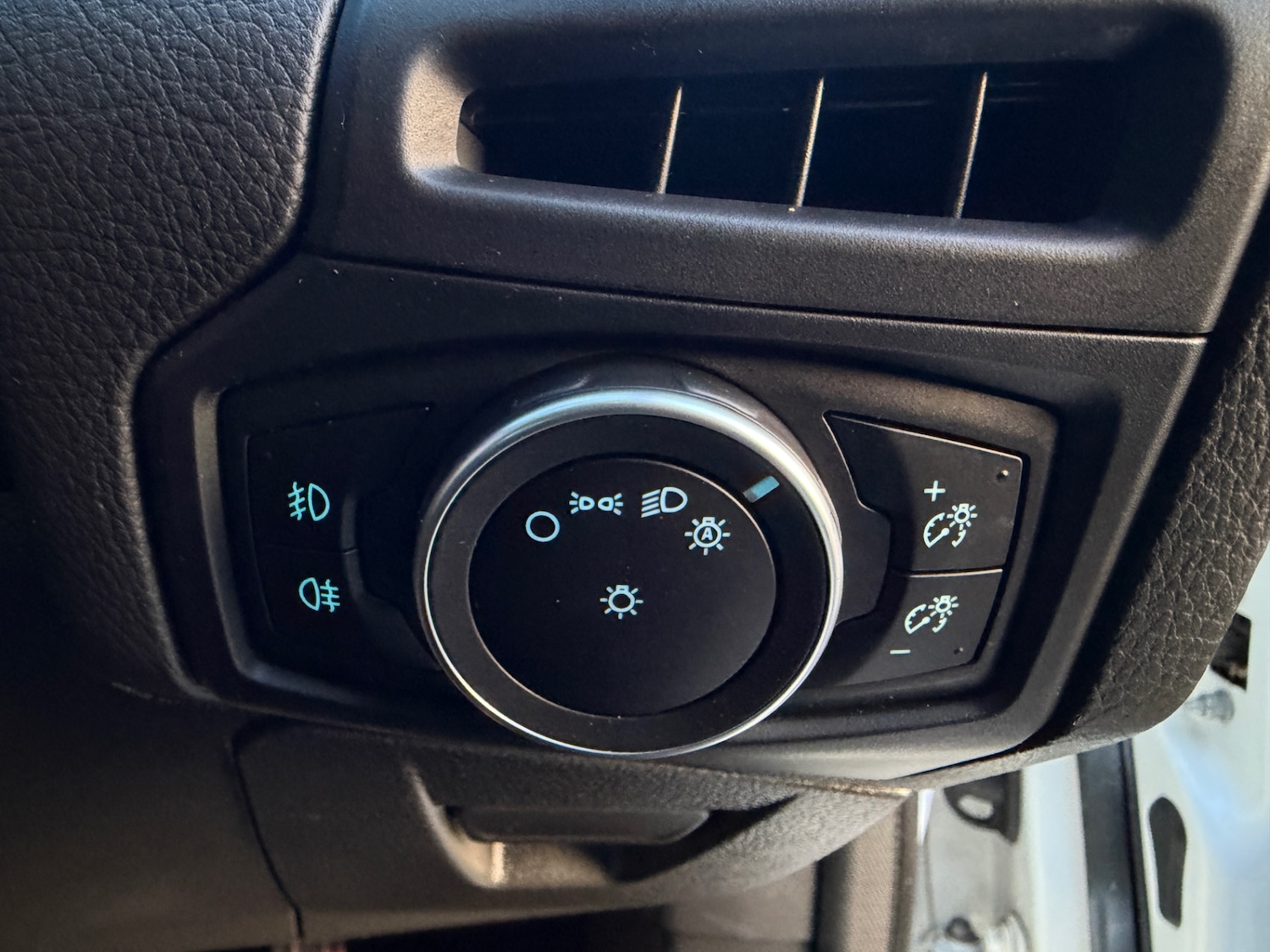 Used Ford Focus 2017 for sale - 76553751: Photo 26