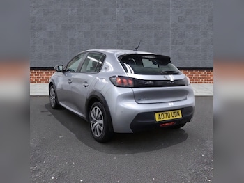 Used Peugeot 208 2020 for sale - 77053415: Photo