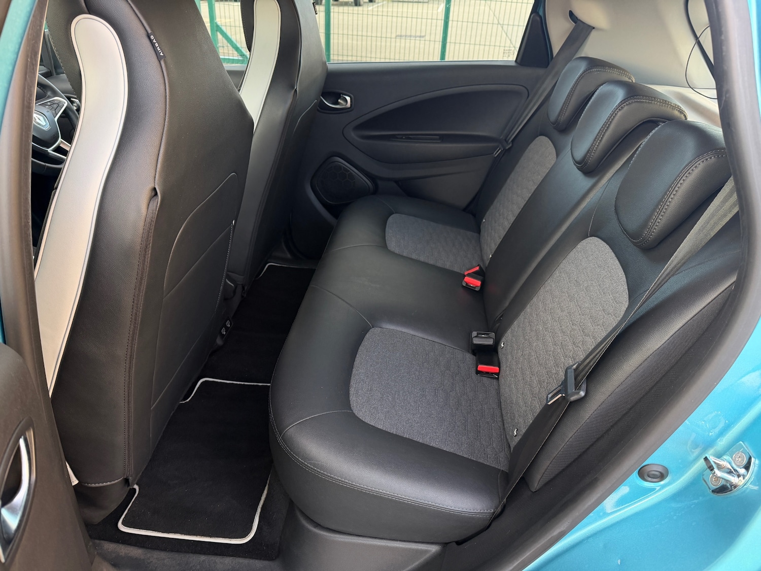 Used Renault Zoe 2021 for sale - 77562691: Photo 9