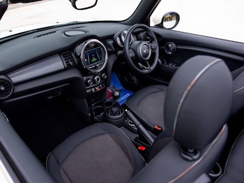 Used MINI Convertible 2020 for sale - 78444505: Photo