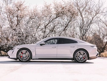 Used Porsche Taycan 2023 for sale - 78444529: Photo
