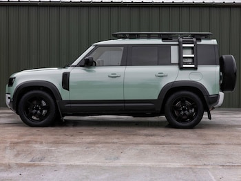 Used Land Rover Defender 2023 for sale - 78444512: Photo