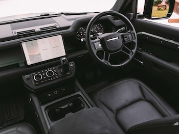 Used Land Rover Defender 2023 for sale - 78444512: Photo