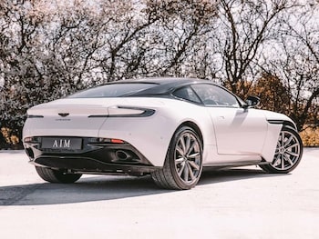Used Aston Martin DB11 2018 for sale - 78444513: Photo