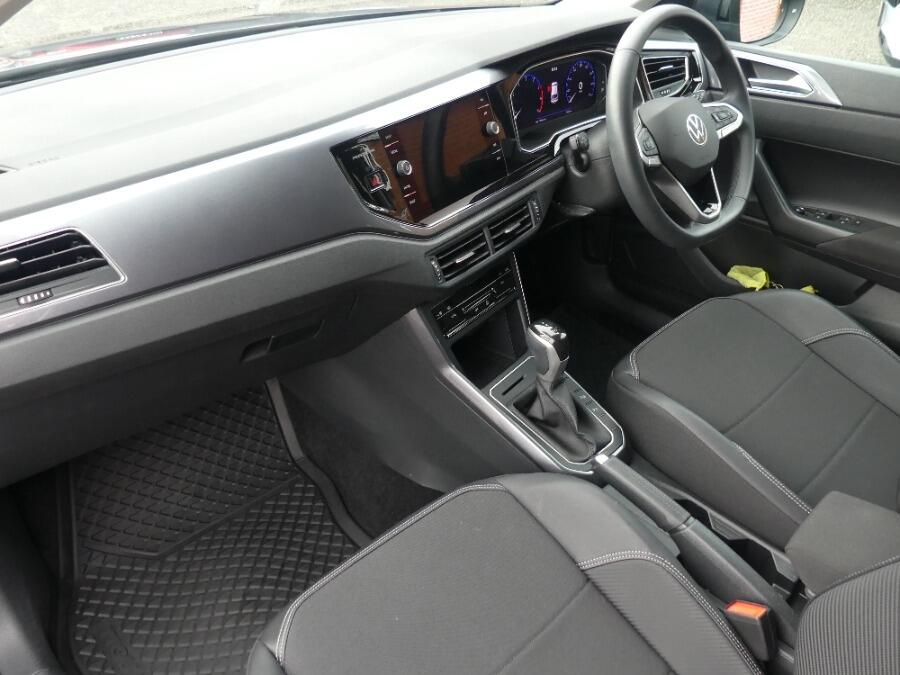 Used Volkswagen Taigo 2024 for sale - 76408658: Photo 2