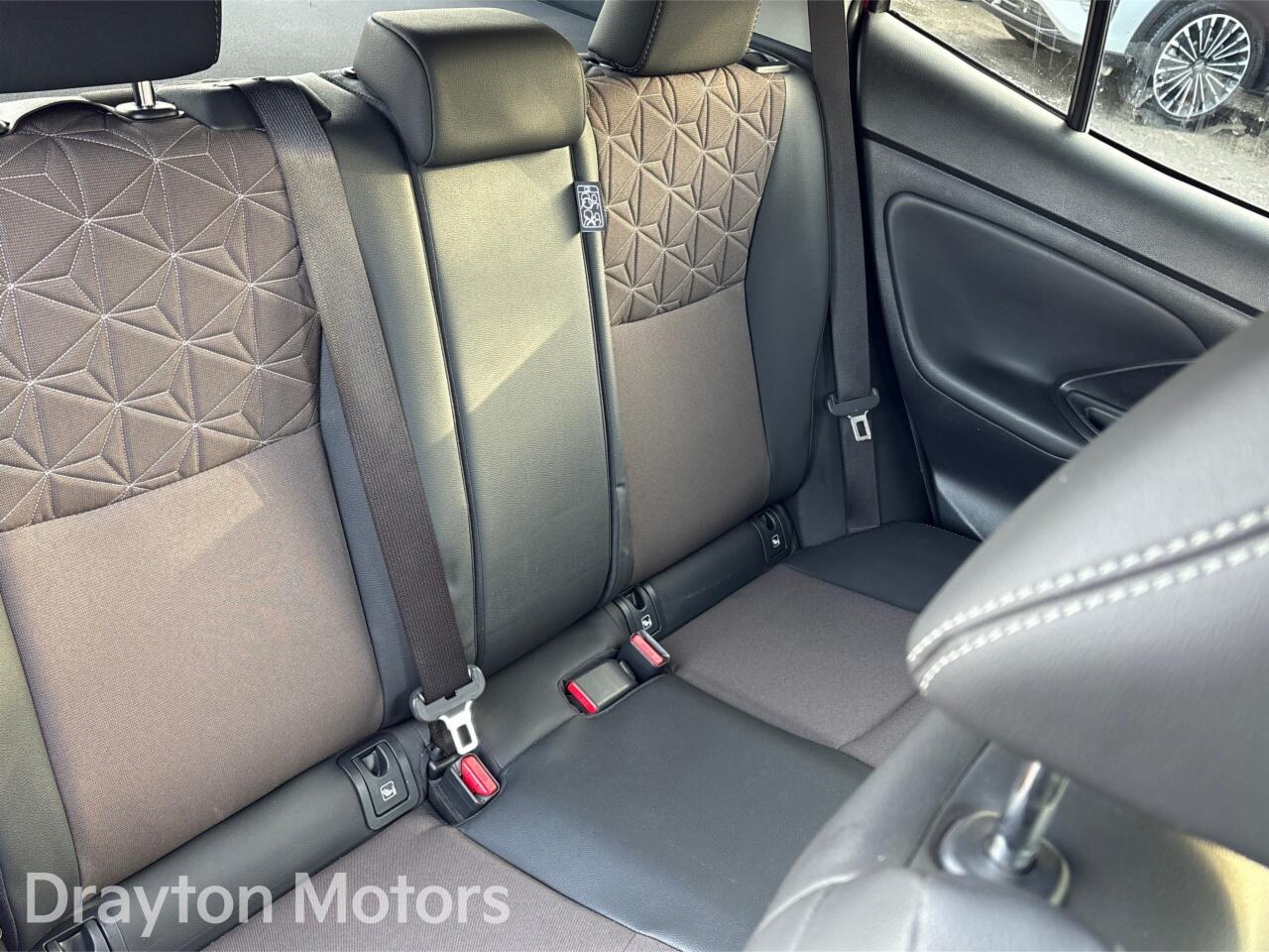 Used Toyota Yaris Cross for sale - 77306285: Photo 34