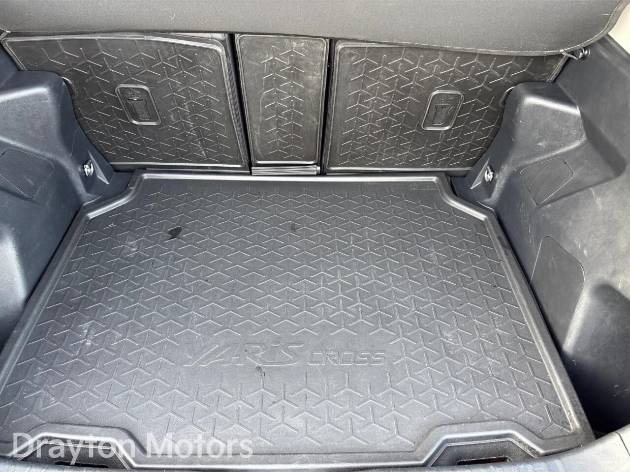 Used Toyota Yaris Cross for sale - 77306285: Photo 39