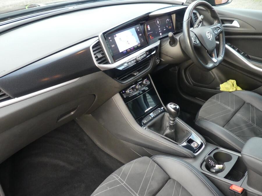 Used Vauxhall Grandland 2022 for sale - 76742485: Photo 2