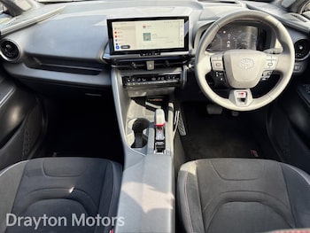 Used Toyota C-HR 2025 for sale - 79452431: Photo