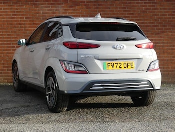 Used Hyundai KONA 2023 for sale - 76952901: Photo