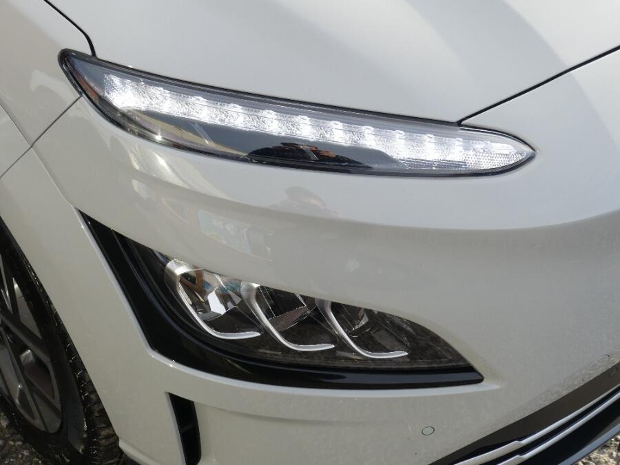 Used Hyundai KONA 2023 for sale - 76952901: Photo 44