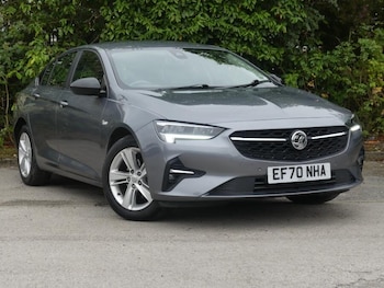 Vauxhall - Insignia