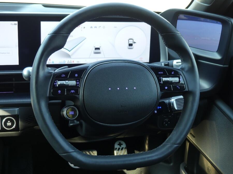 Used Hyundai IONIQ 6 2023 for sale - 76122639: Photo 11