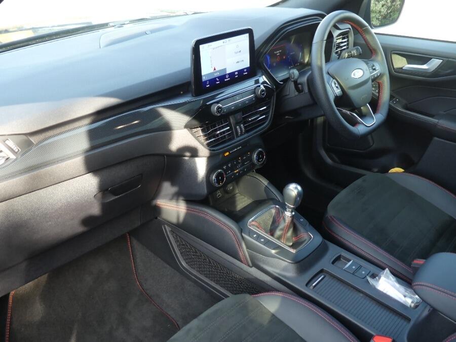 Used Ford Kuga 2023 for sale - 76122464: Photo 2