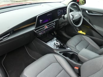 Used Kia Niro 2023 for sale - 76952985: Photo