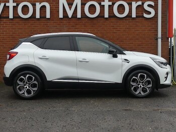 Used Renault Captur 2023 for sale - 76965666: Photo