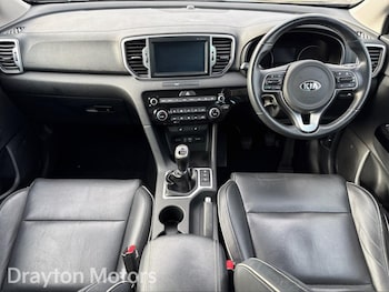 Used Kia Sportage 2018 for sale - 77574813: Photo