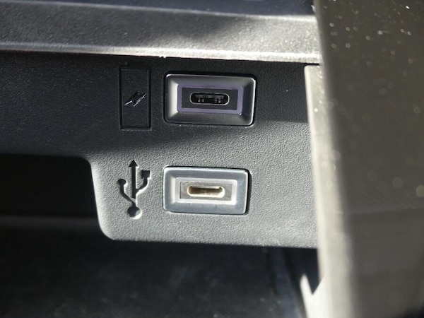 Used Vauxhall Astra 2023 for sale - 76227940: Photo 32