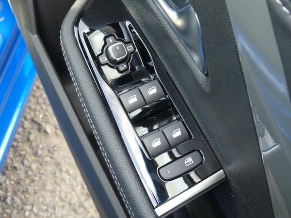 Used Vauxhall Astra 2023 for sale - 76227940: Photo 37