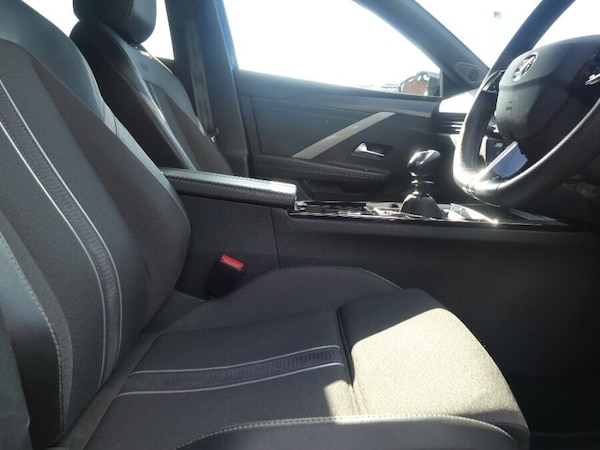 Used Vauxhall Astra 2023 for sale - 76227940: Photo 39